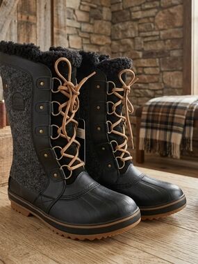 NWT Sorel Tofino II Waterproof Snow Boots Women Sz 9 Black NL4473-010